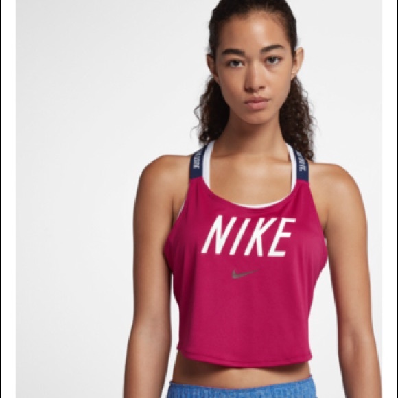 nike elastika crop